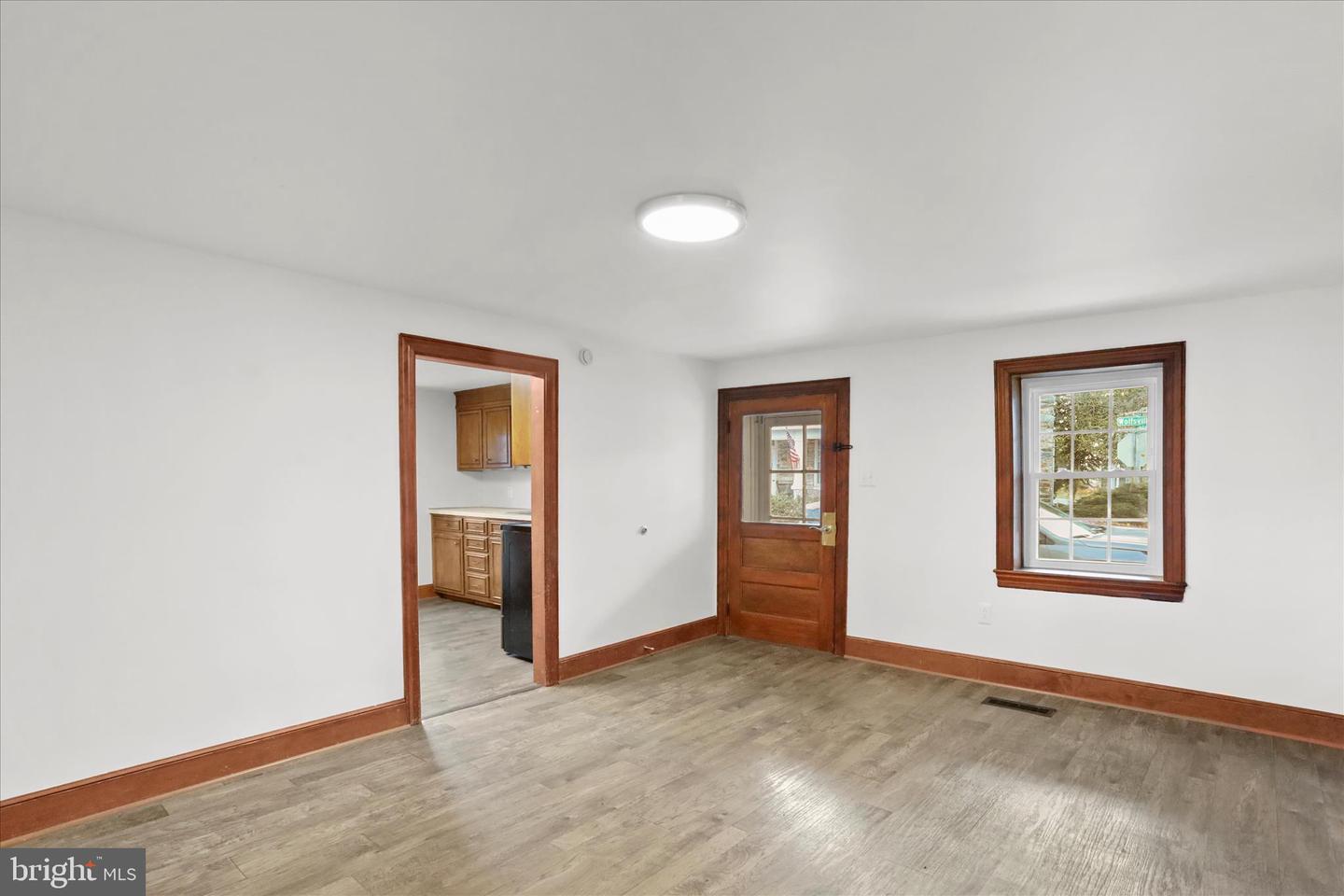 12487-a Property Photo 8