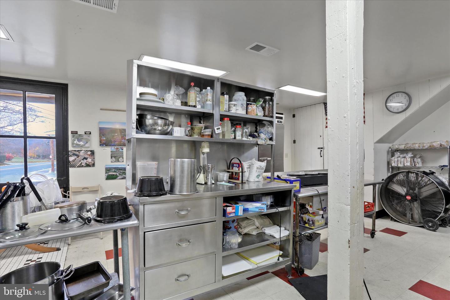 12487-a Property Photo 42