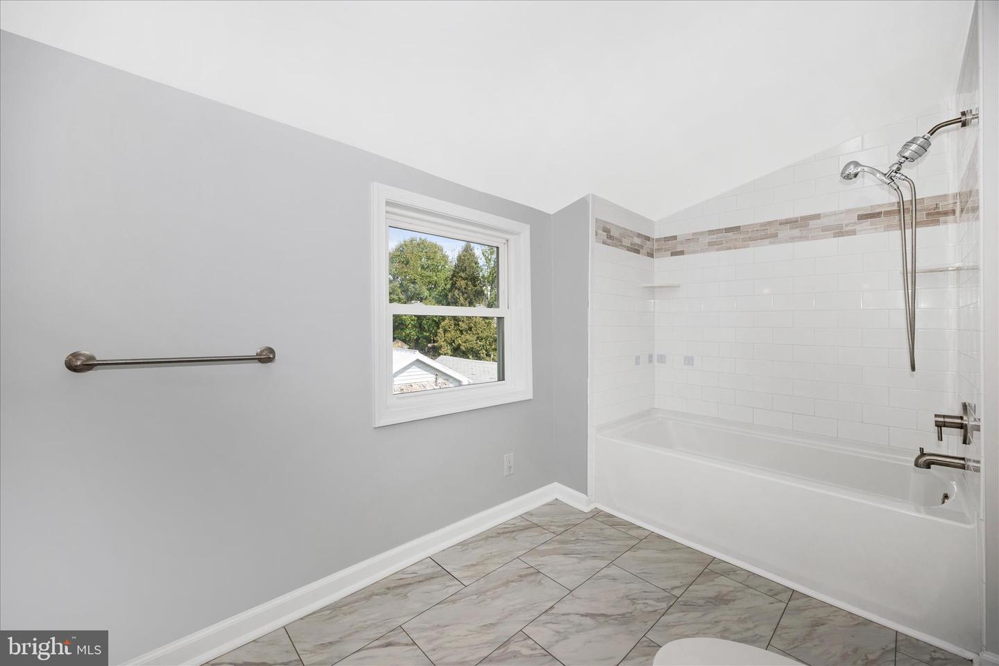 2780 Adams St Property Photo 11