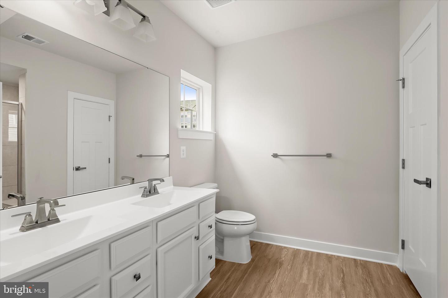 3422 Angelica Way #103 Property Photo 27