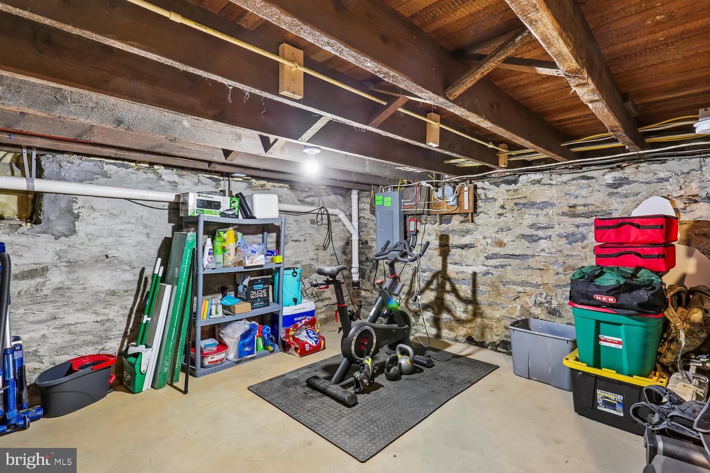 30 Hamilton Ave Property Photo 31