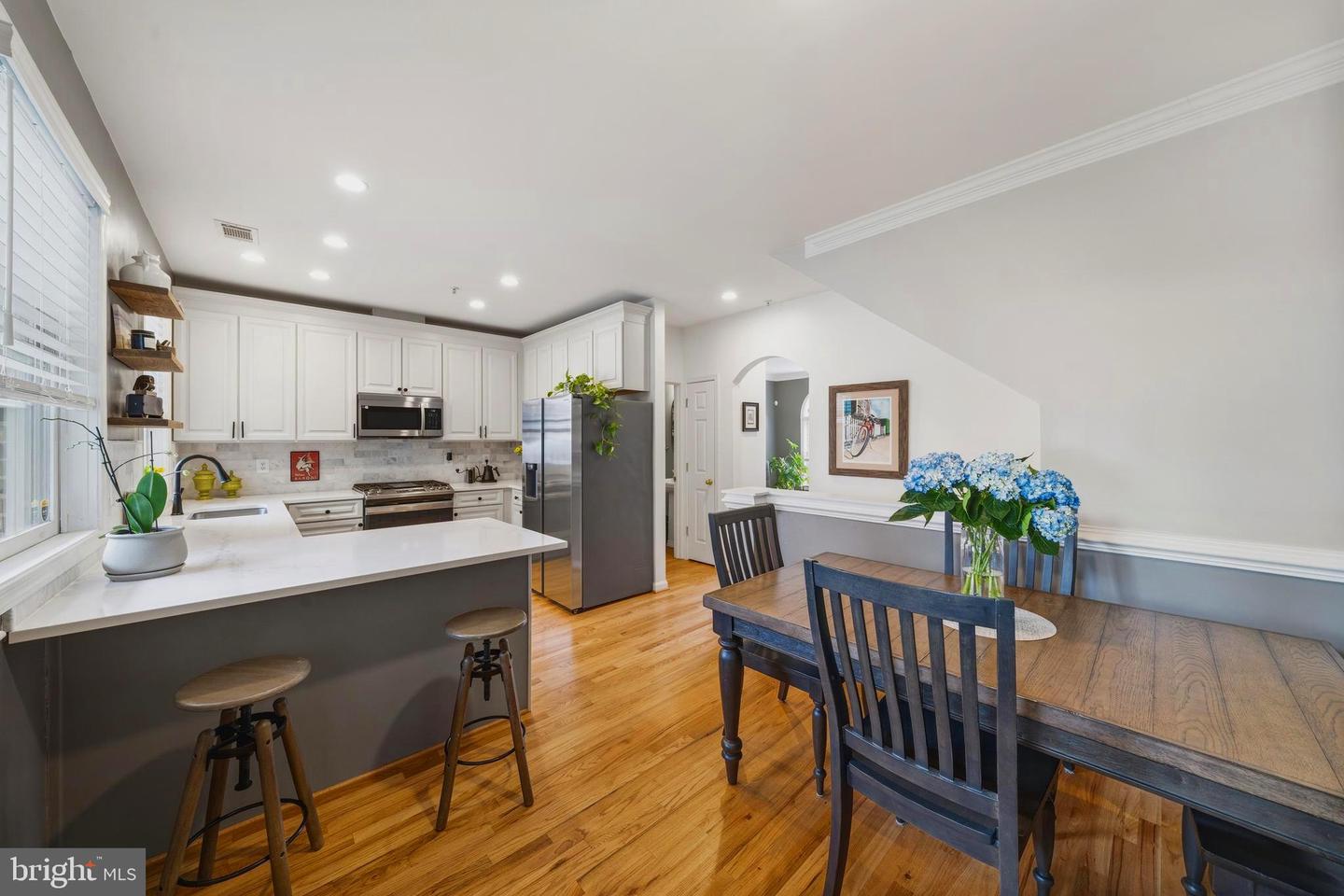 127 S Market St Property Photo 4