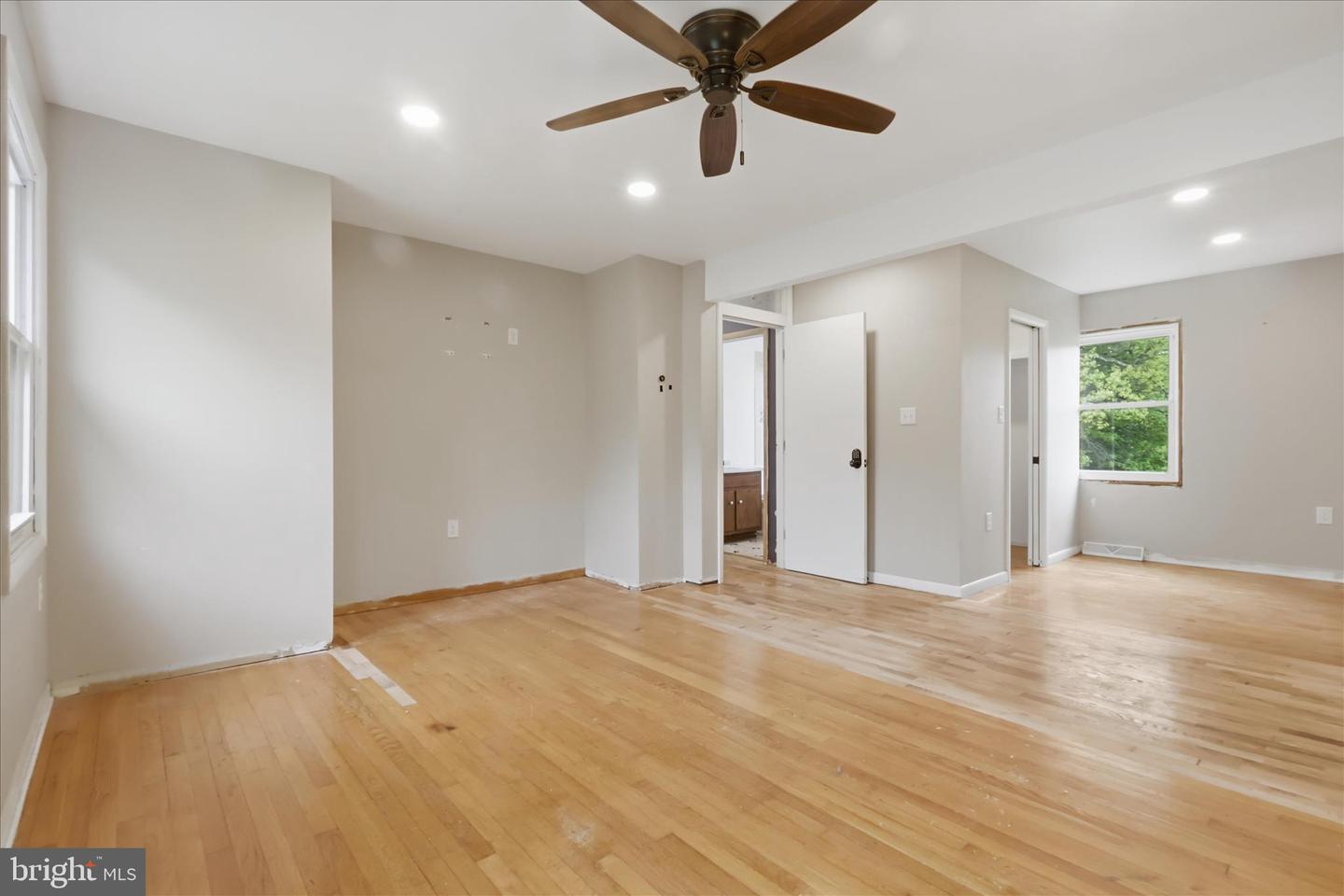 9304 Liberty Ct Property Photo 32