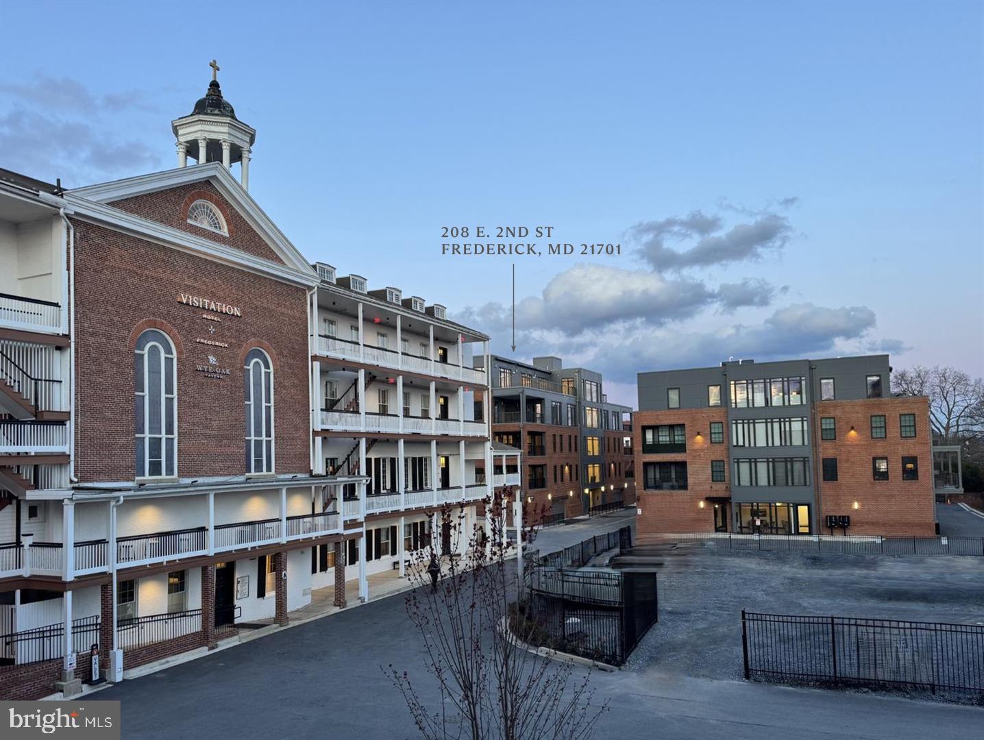 208 SECOND ST E #202