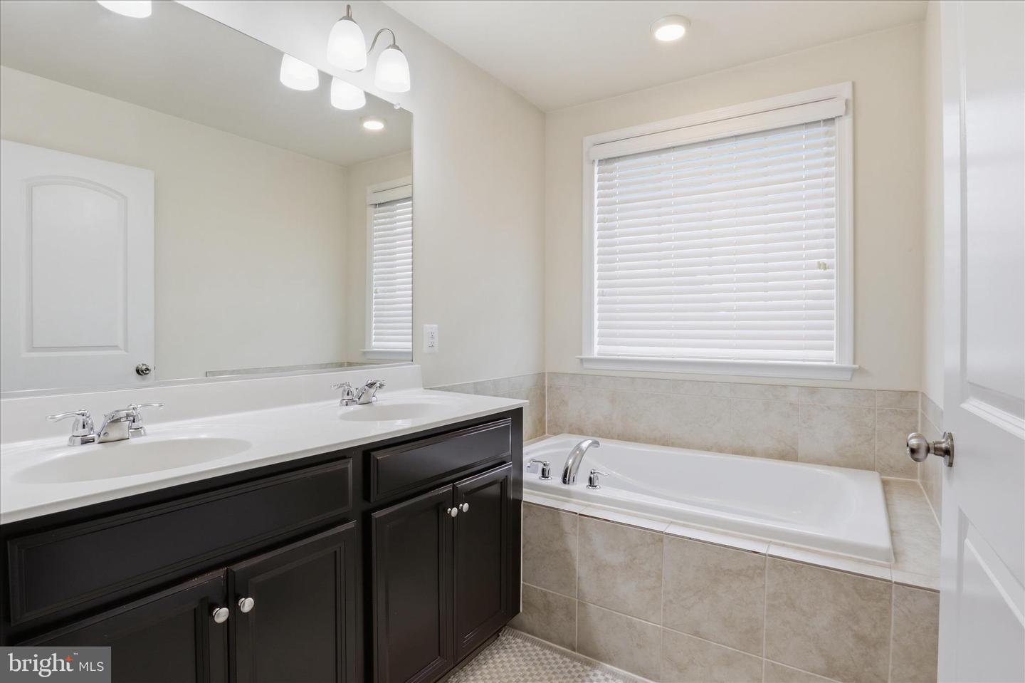 4719 Cambria Rd Property Photo 22