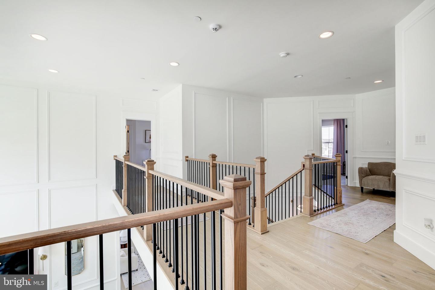 2728 Hillfield Dr Property Photo 41