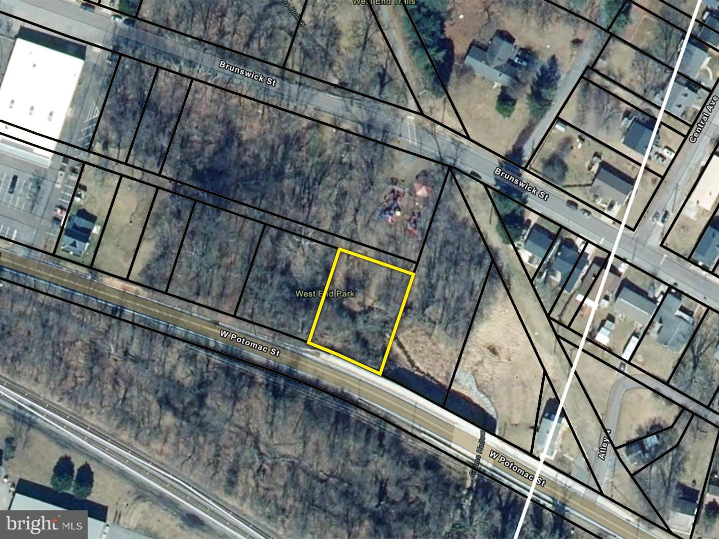 Potomac St Property Photo 1