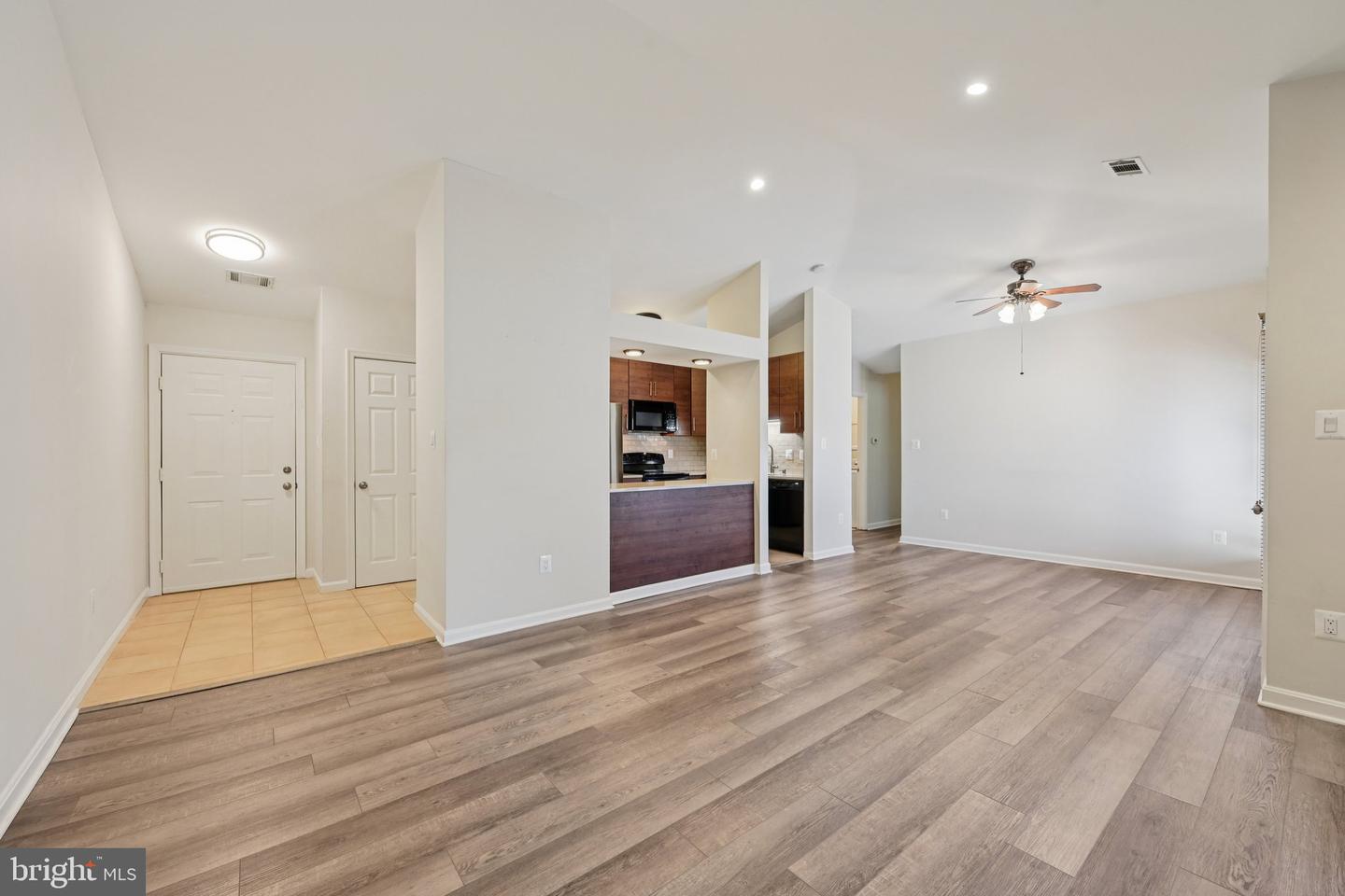 2104 Whitehall Rd #2b Property Photo 6