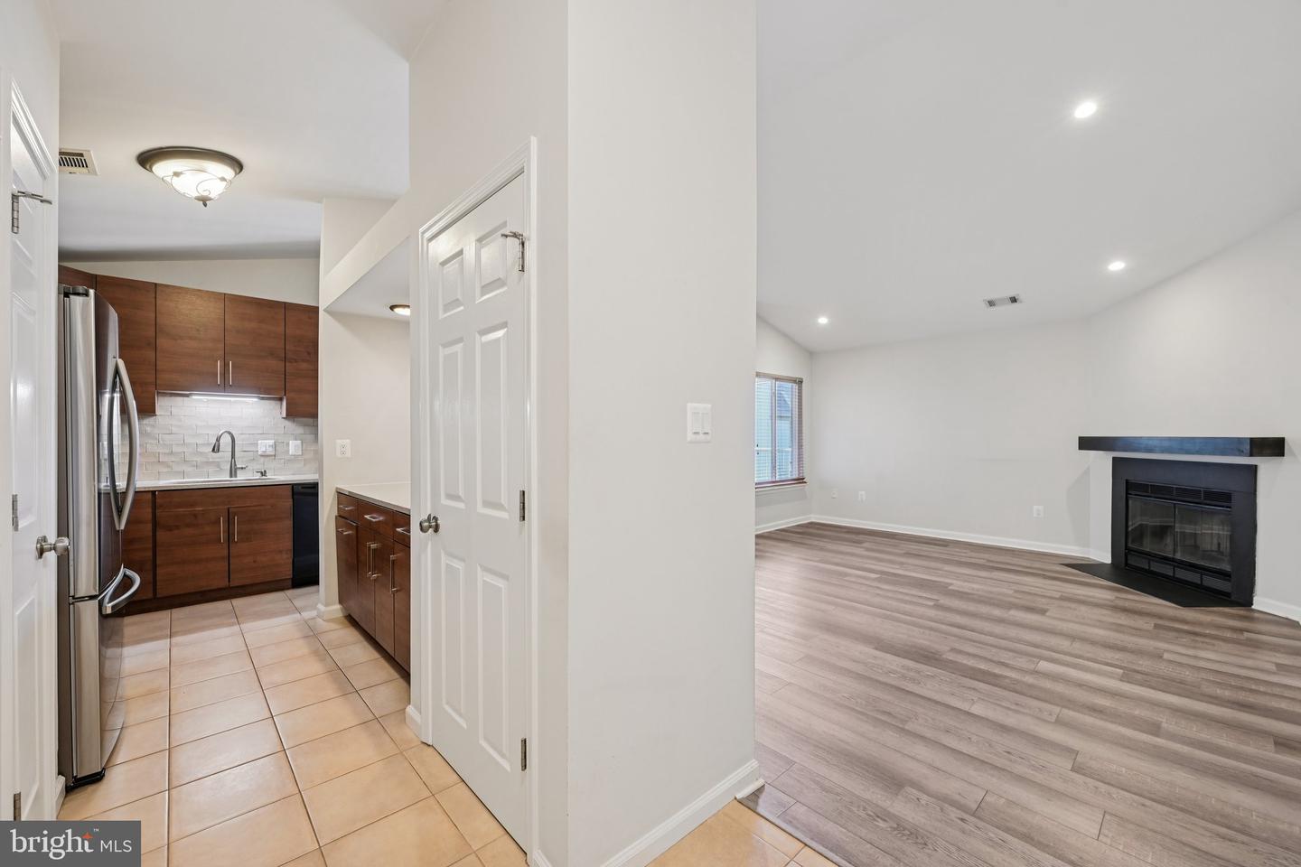 2104 Whitehall Rd #2b Property Photo 9
