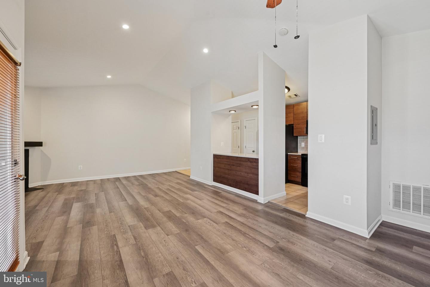 2104 Whitehall Rd #2b Property Photo 12