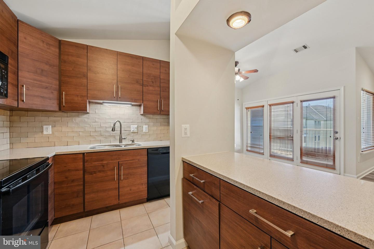2104 Whitehall Rd #2b Property Photo 16