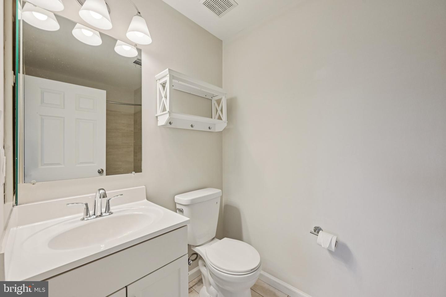2104 Whitehall Rd #2b Property Photo 24