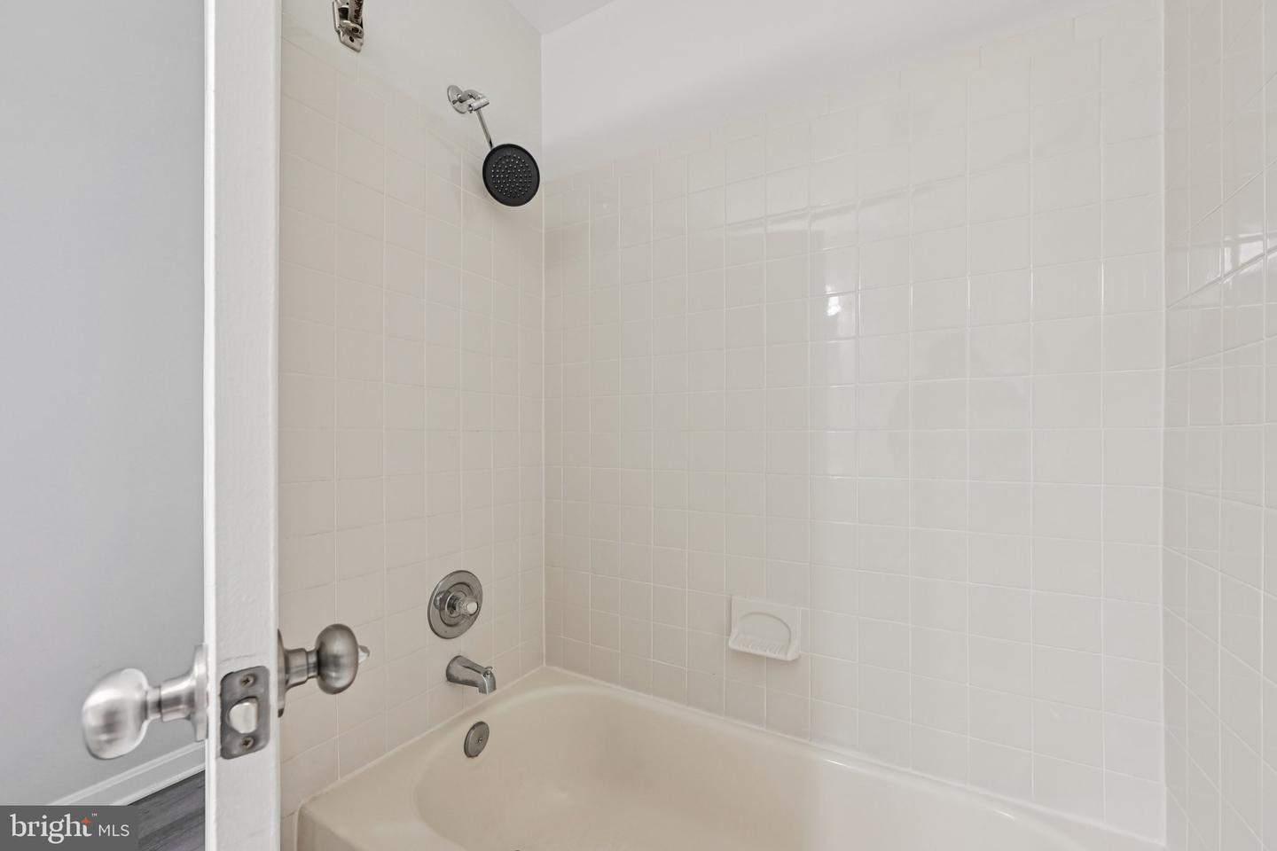 2104 Whitehall Rd #2b Property Photo 30