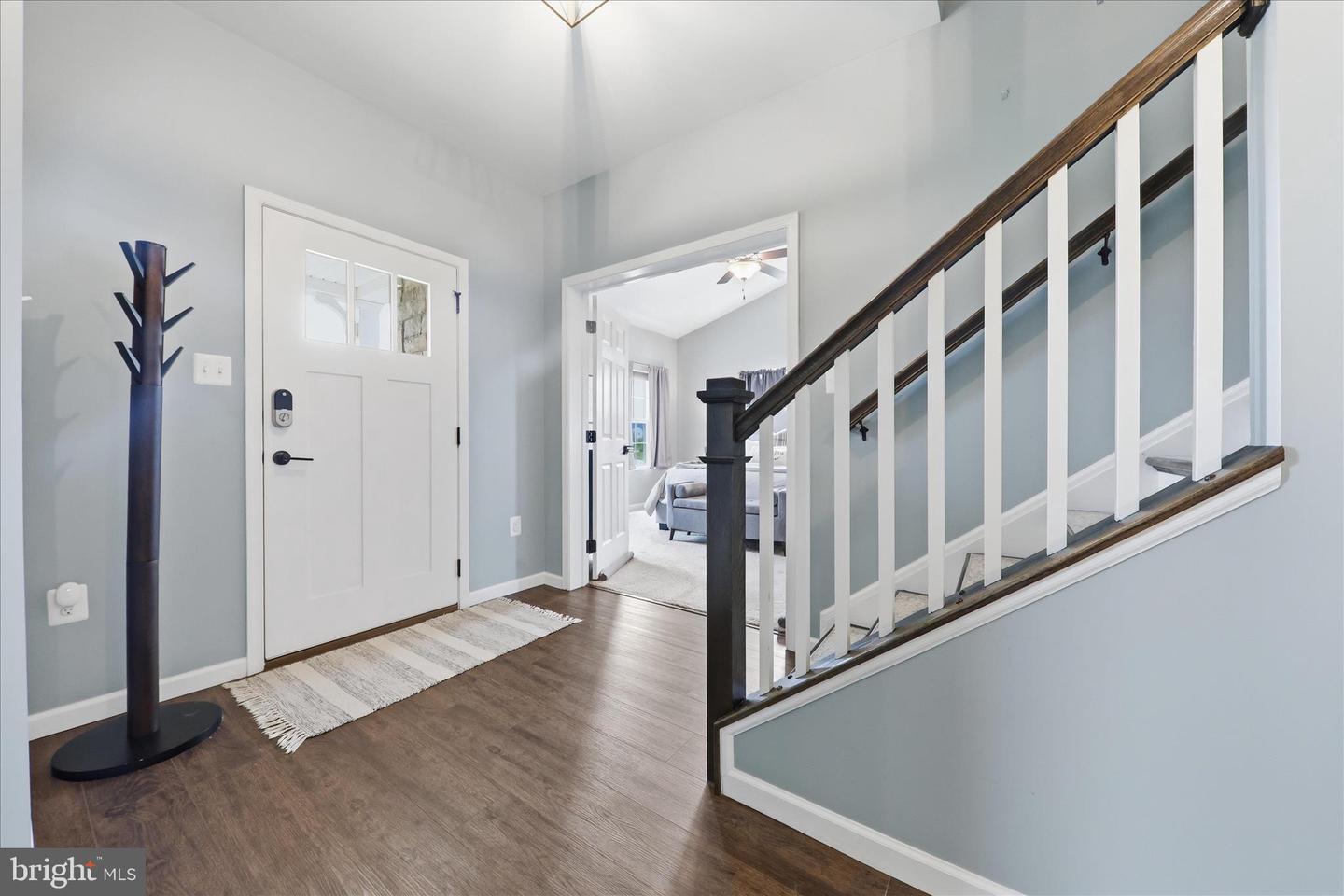 1621 Hobble Trl Property Photo 2