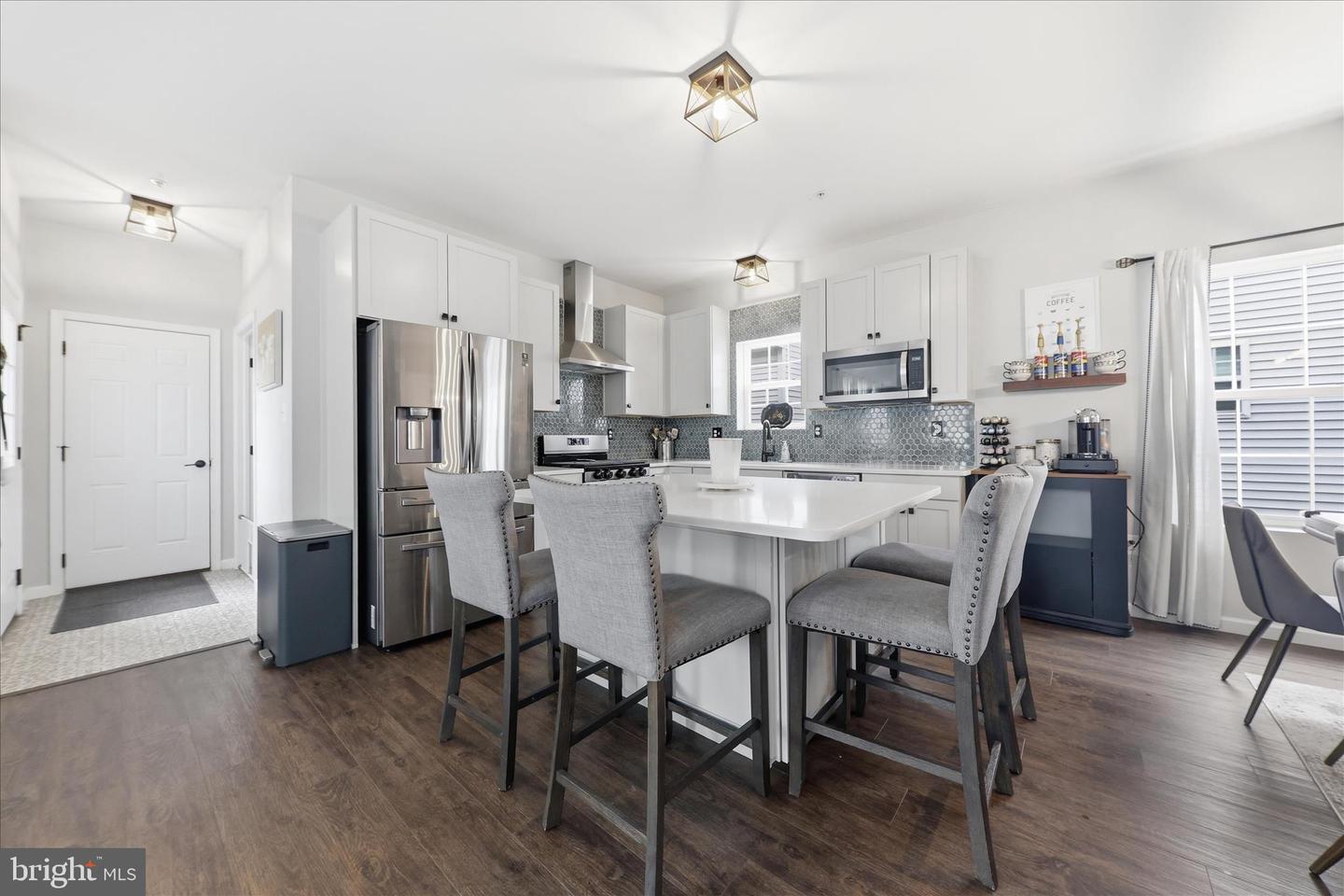 1621 Hobble Trl Property Photo 3