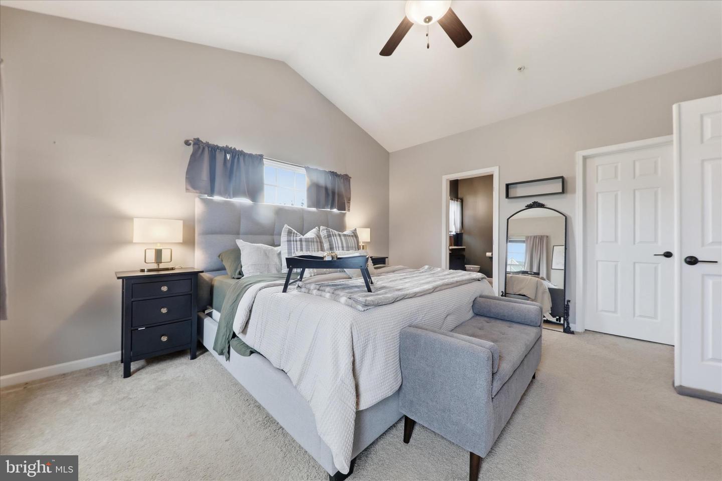 1621 Hobble Trl Property Photo 17