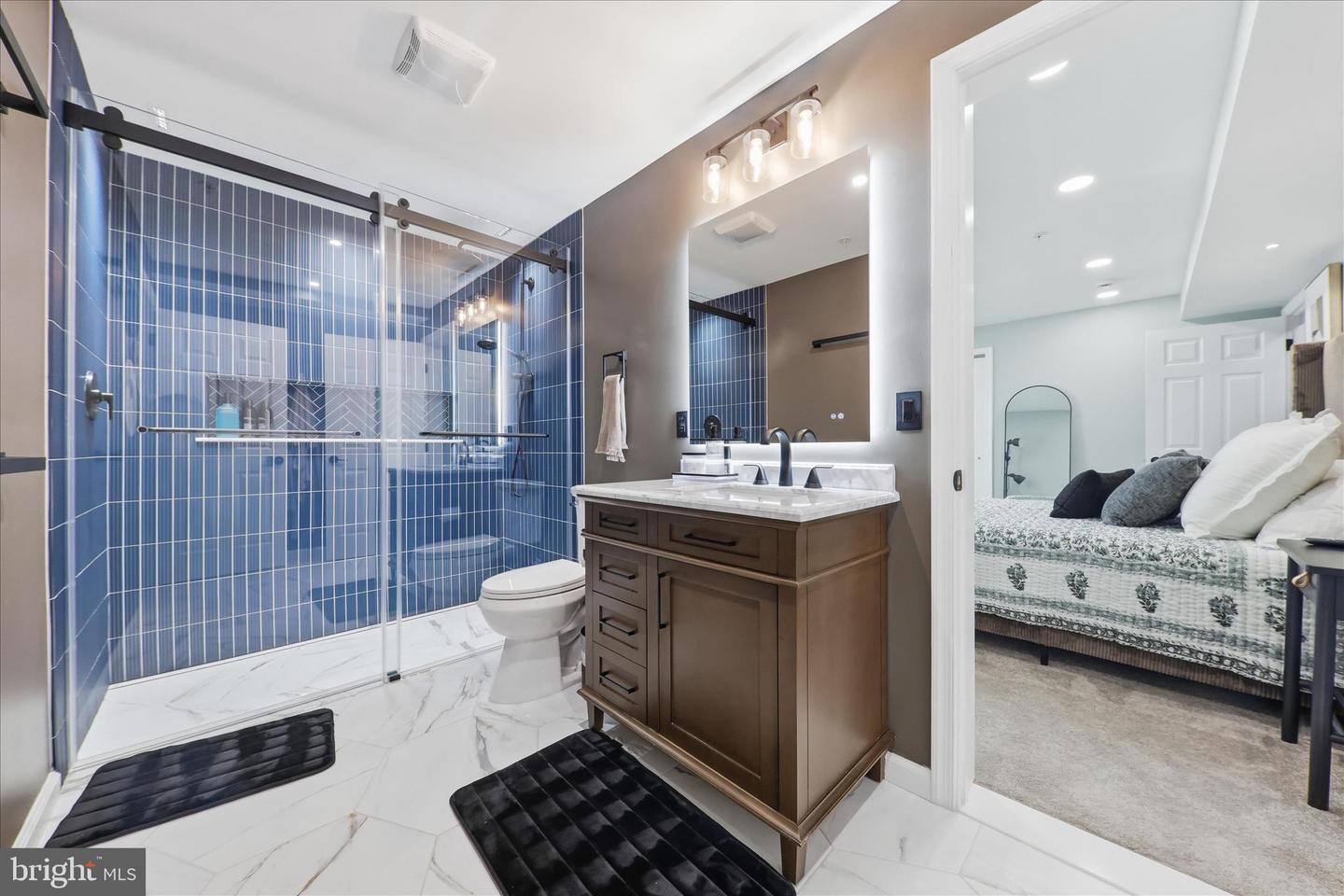 1621 Hobble Trl Property Photo 38