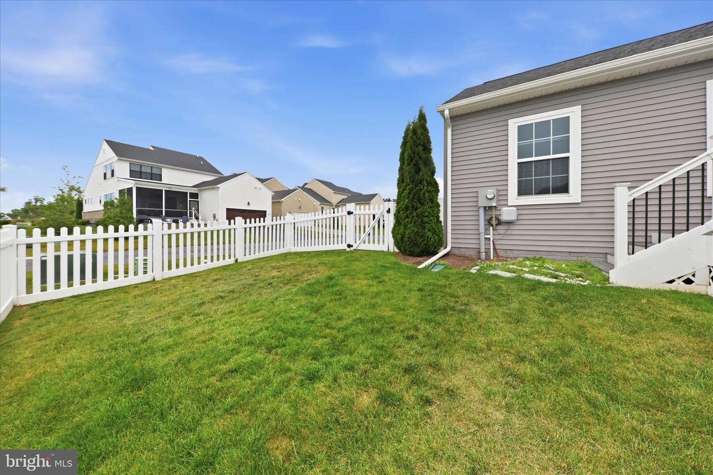 1621 Hobble Trl Property Photo 41