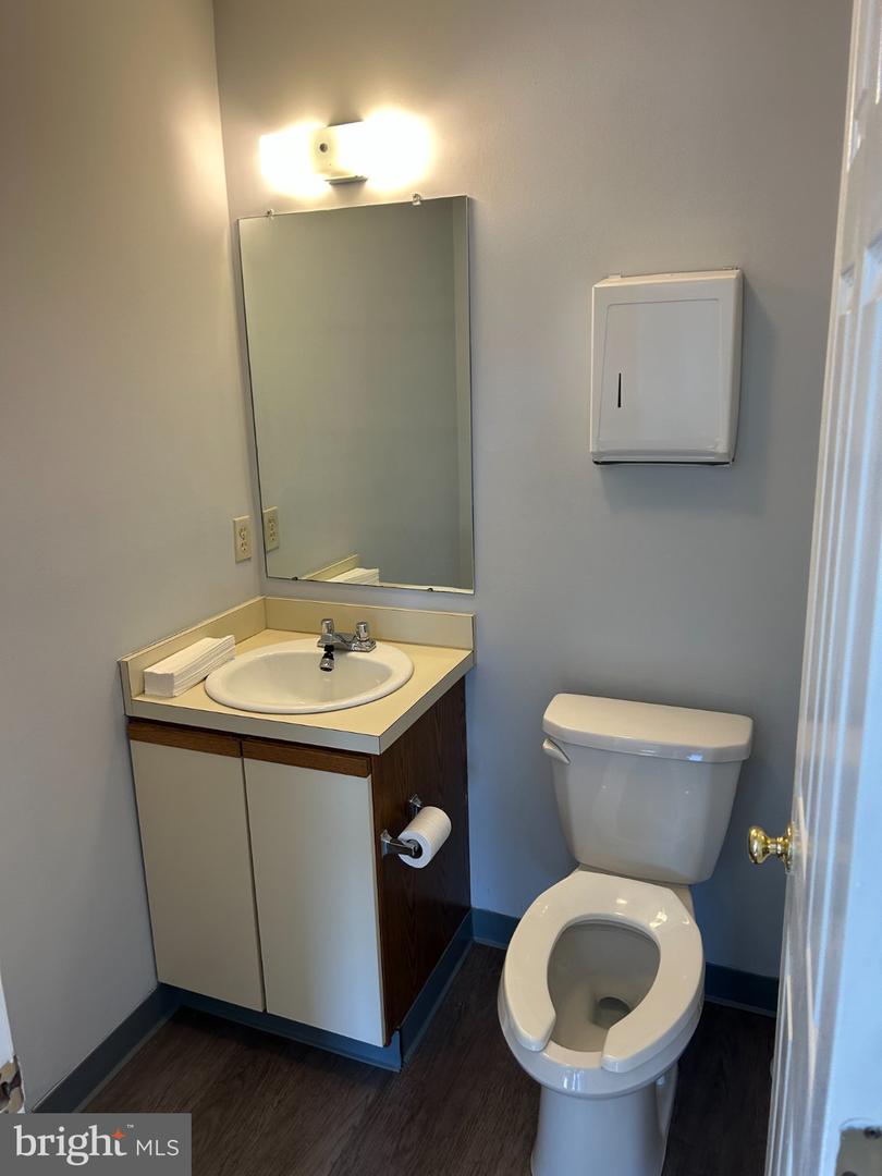 178 Thomas Johnson Dr #suite 100 Property Photo 26