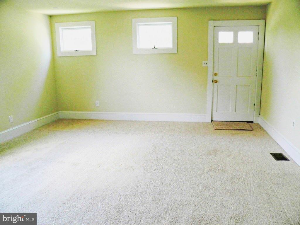 102 E A St Property Photo 6