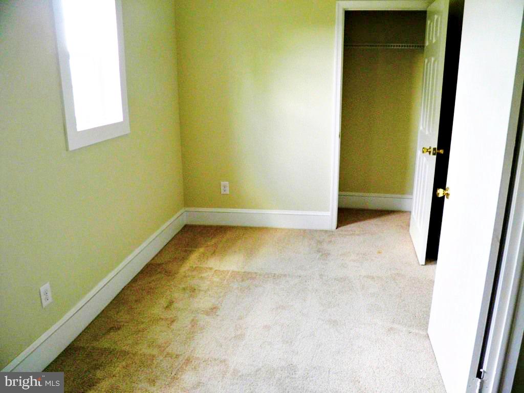 102 E A St Property Photo 8