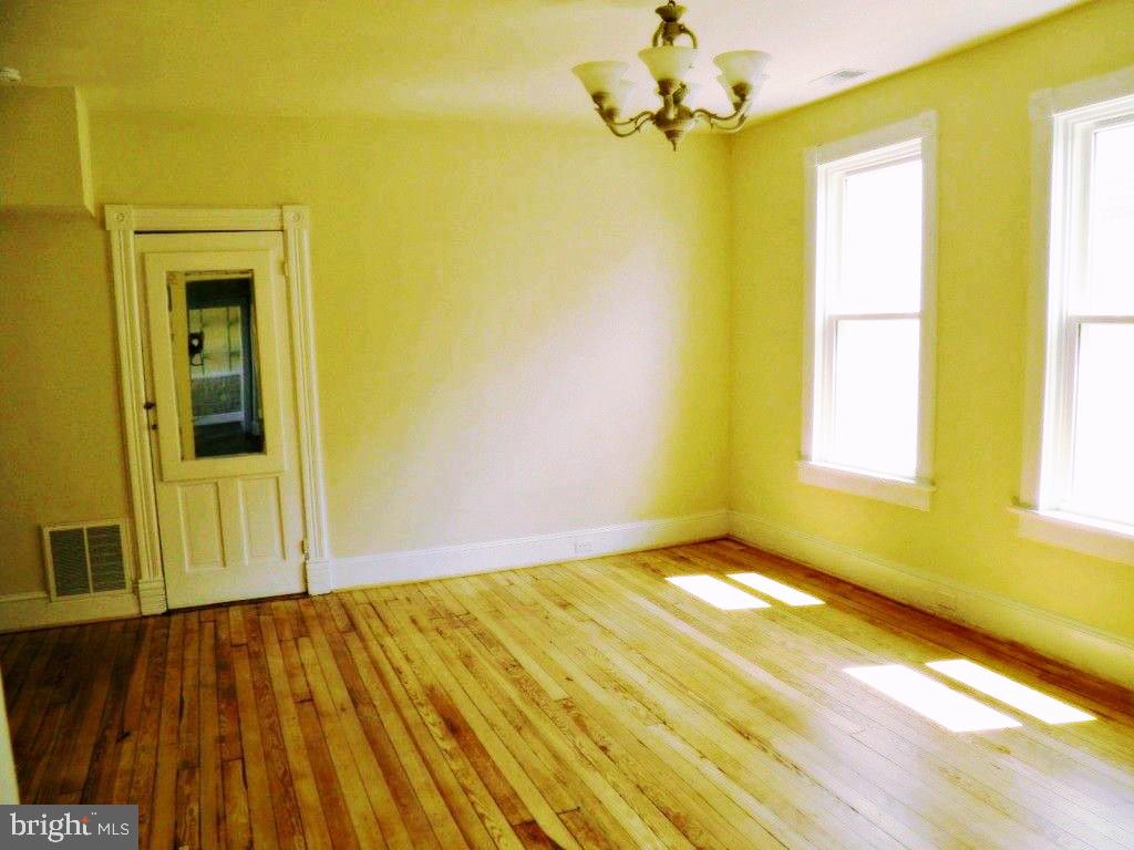 102 E A St Property Photo 10