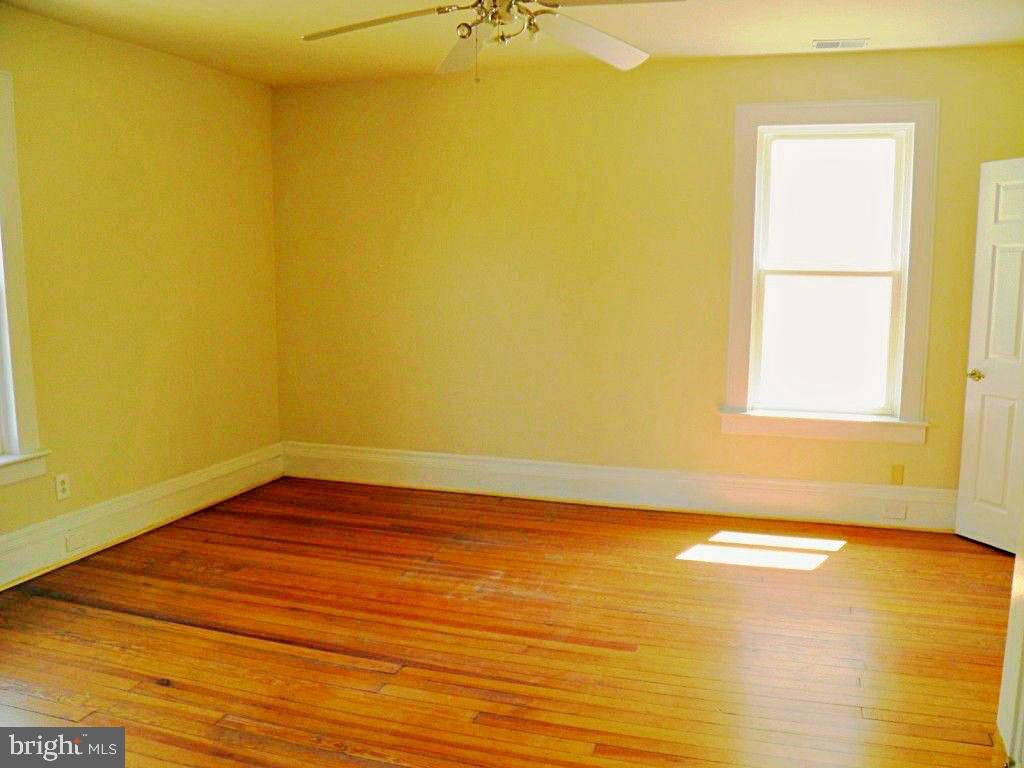 102 E A St Property Photo 16