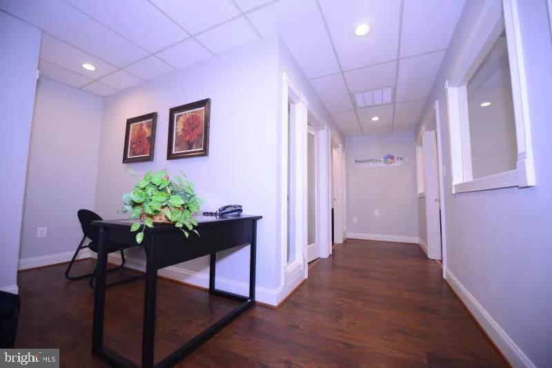 2502 Urbana Pike Property Photo 11