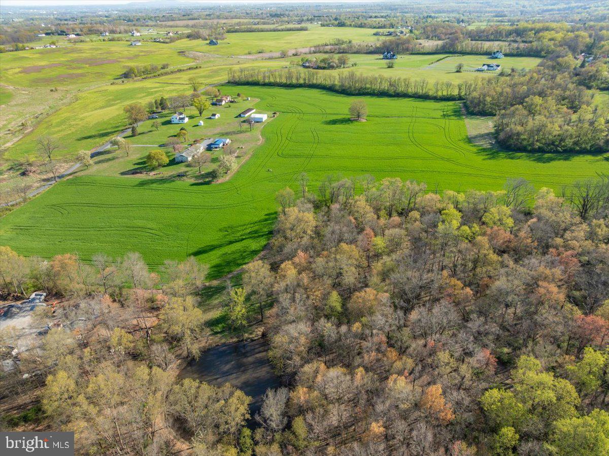 10524 Stull Property Photo 37