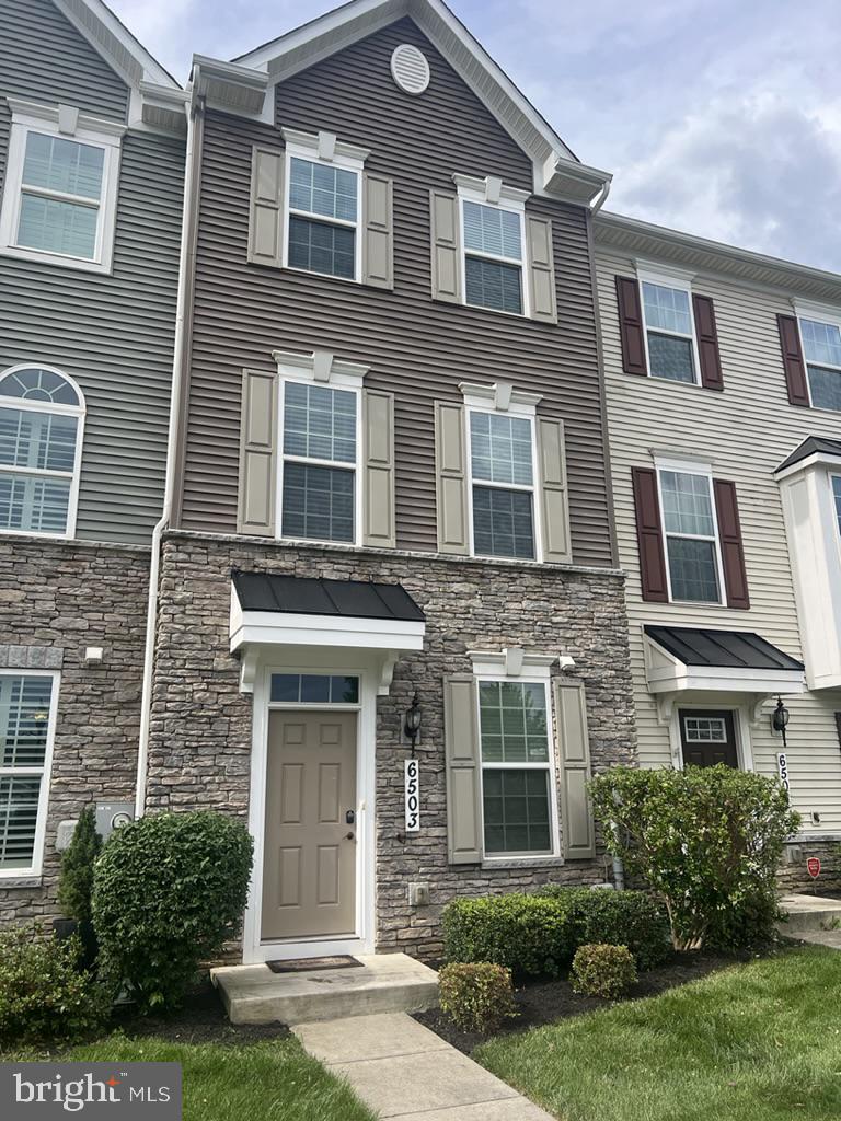 6503 BALLENGER RUN BLVD Property Photo 1