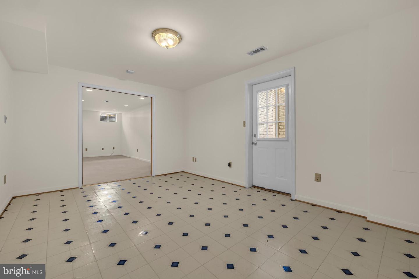 1027 Dulaney Mill Dr Property Photo 28