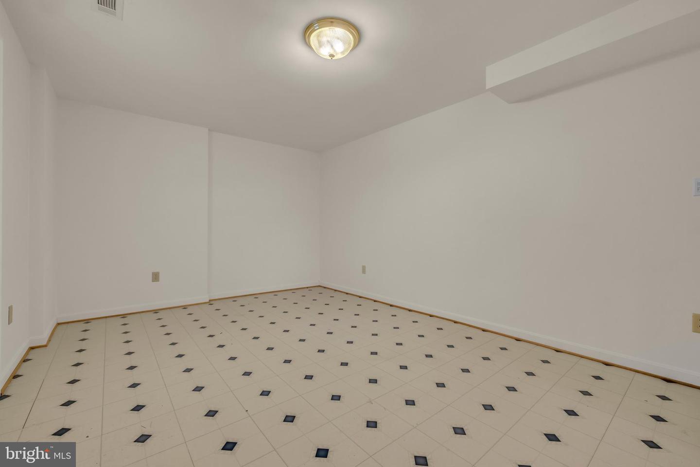 1027 Dulaney Mill Dr Property Photo 55