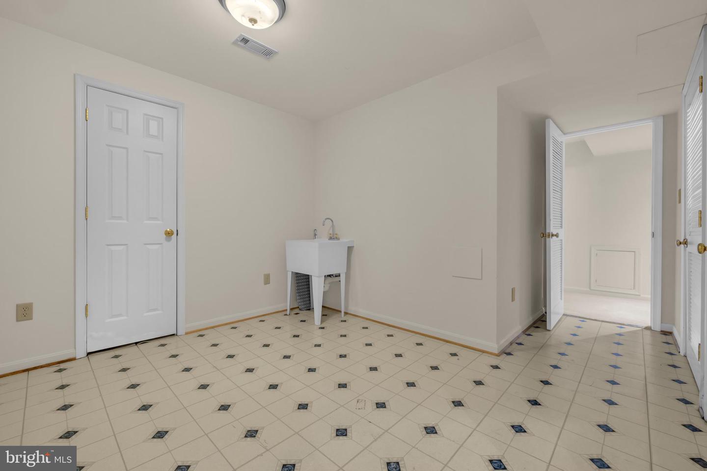 1027 Dulaney Mill Dr Property Photo 61