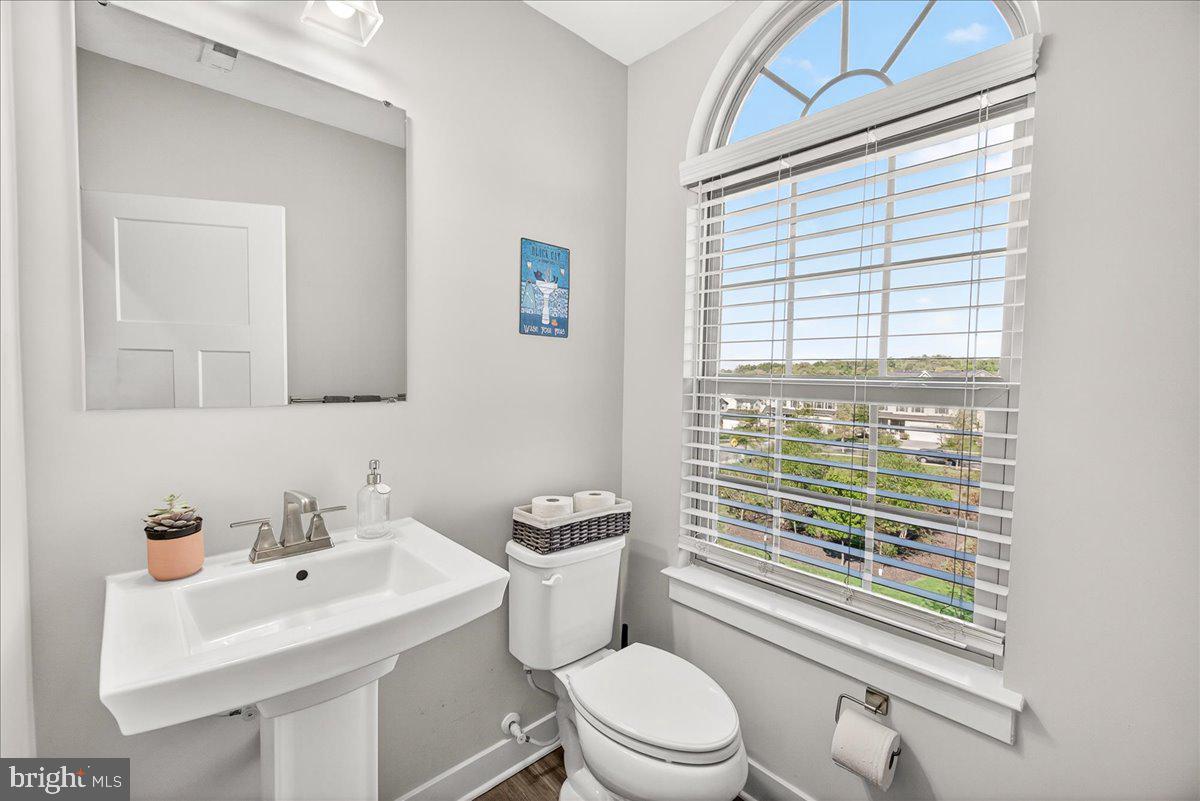 10115 Fosset St Property Photo 18