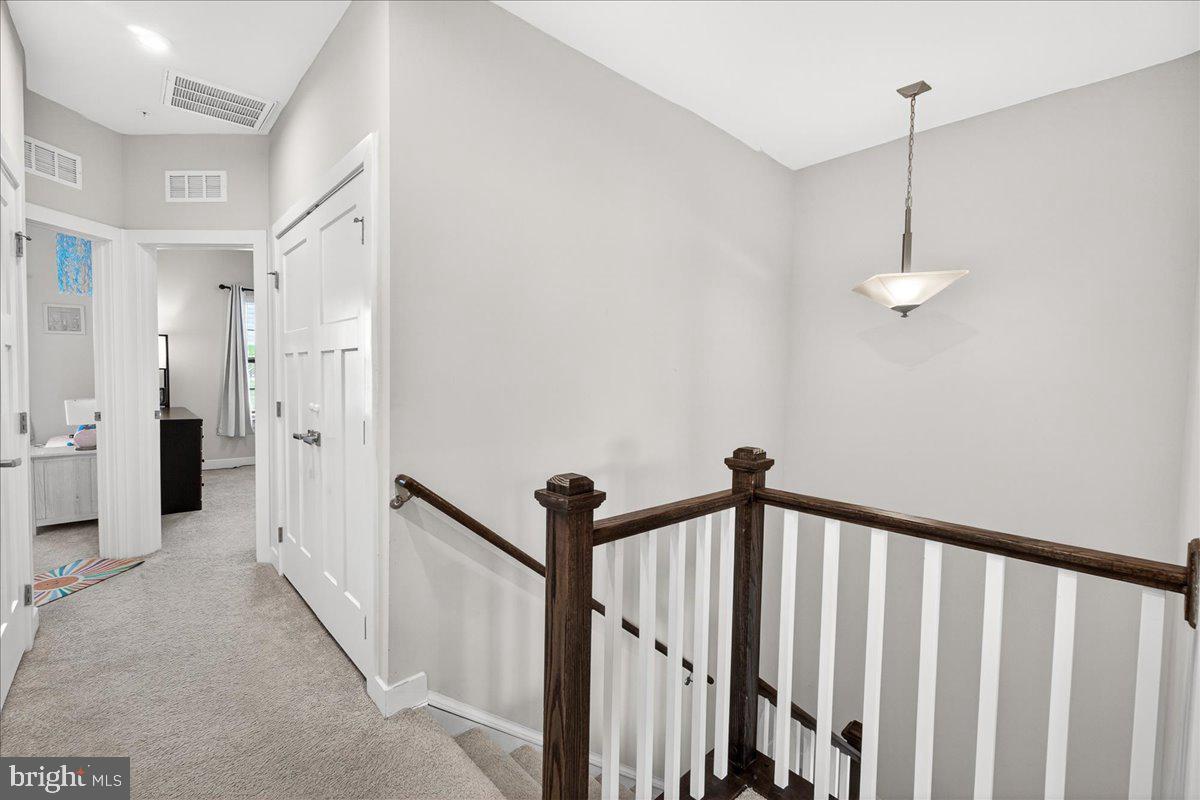 10115 Fosset St Property Photo 19