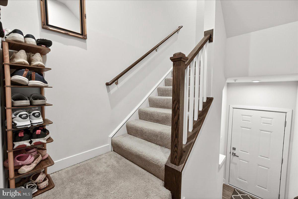 10115 Fosset St Property Photo 32