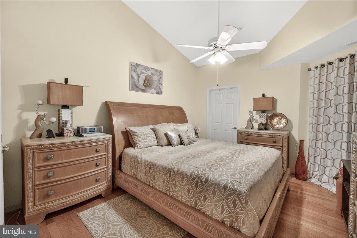595 Cawley Dr #4 3c Property Photo 22