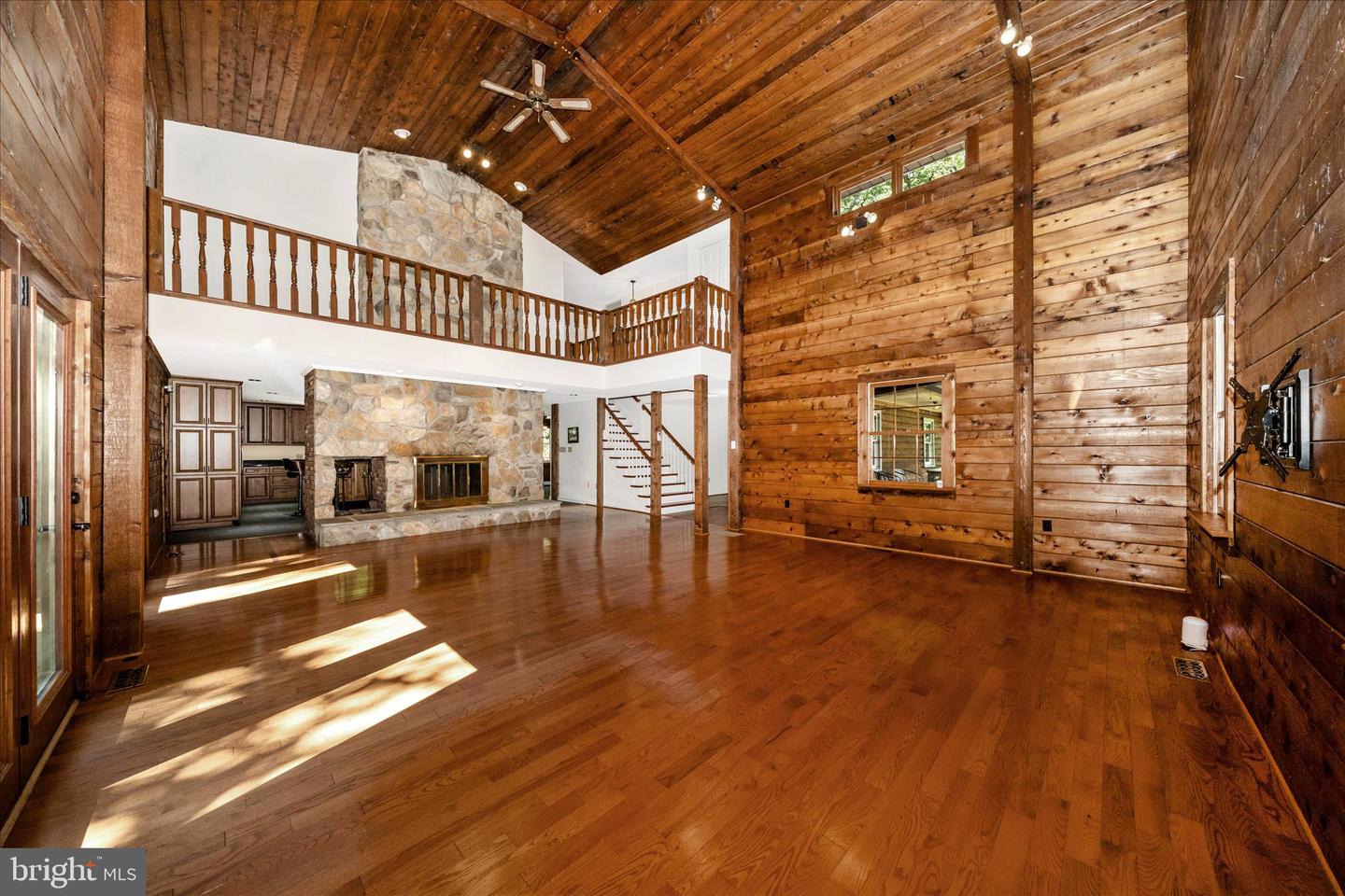 4509 Shaff Ln Property Photo 13