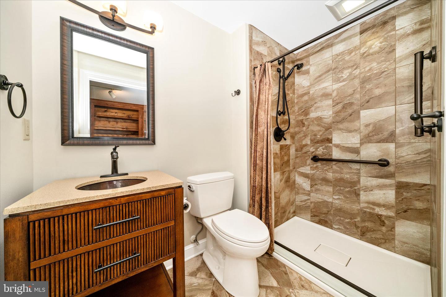 4509 Shaff Ln Property Photo 17