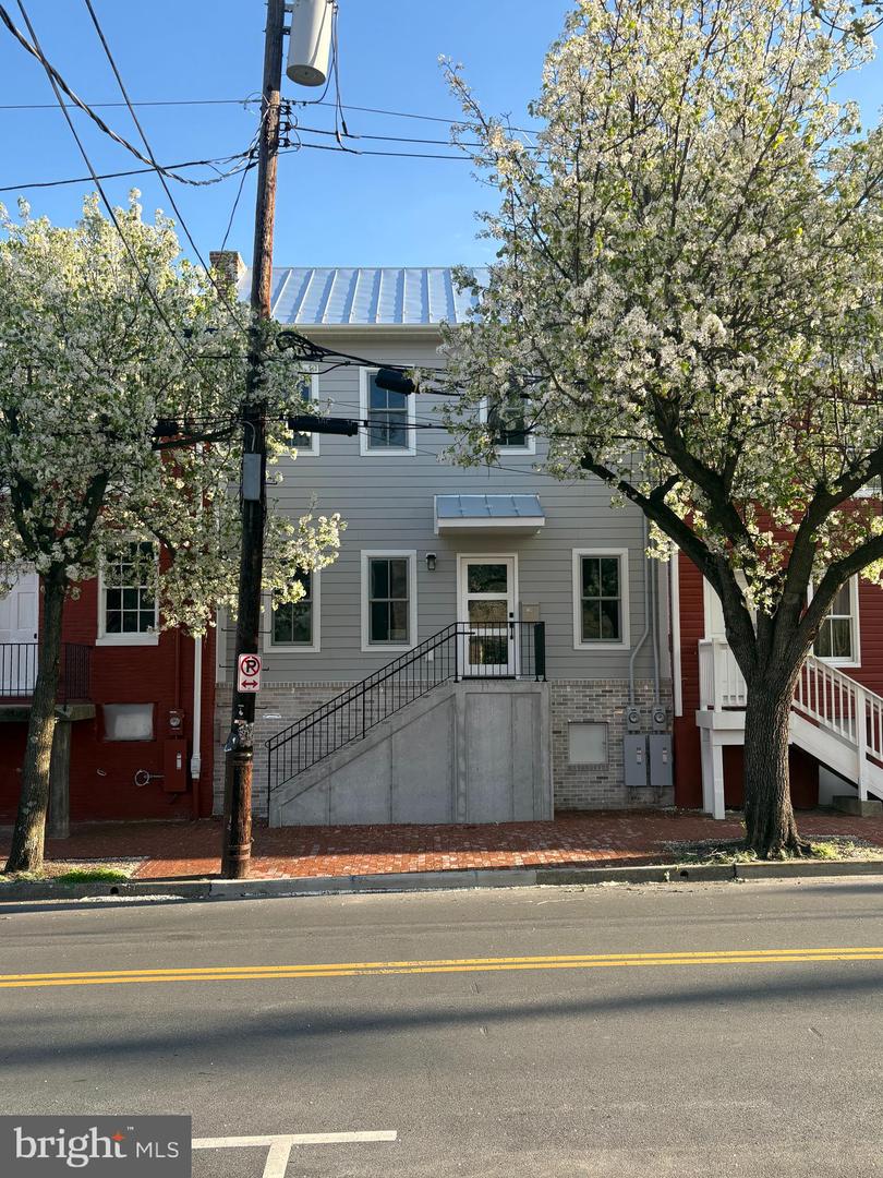106-a W All Saints St #b1 Property Photo 2