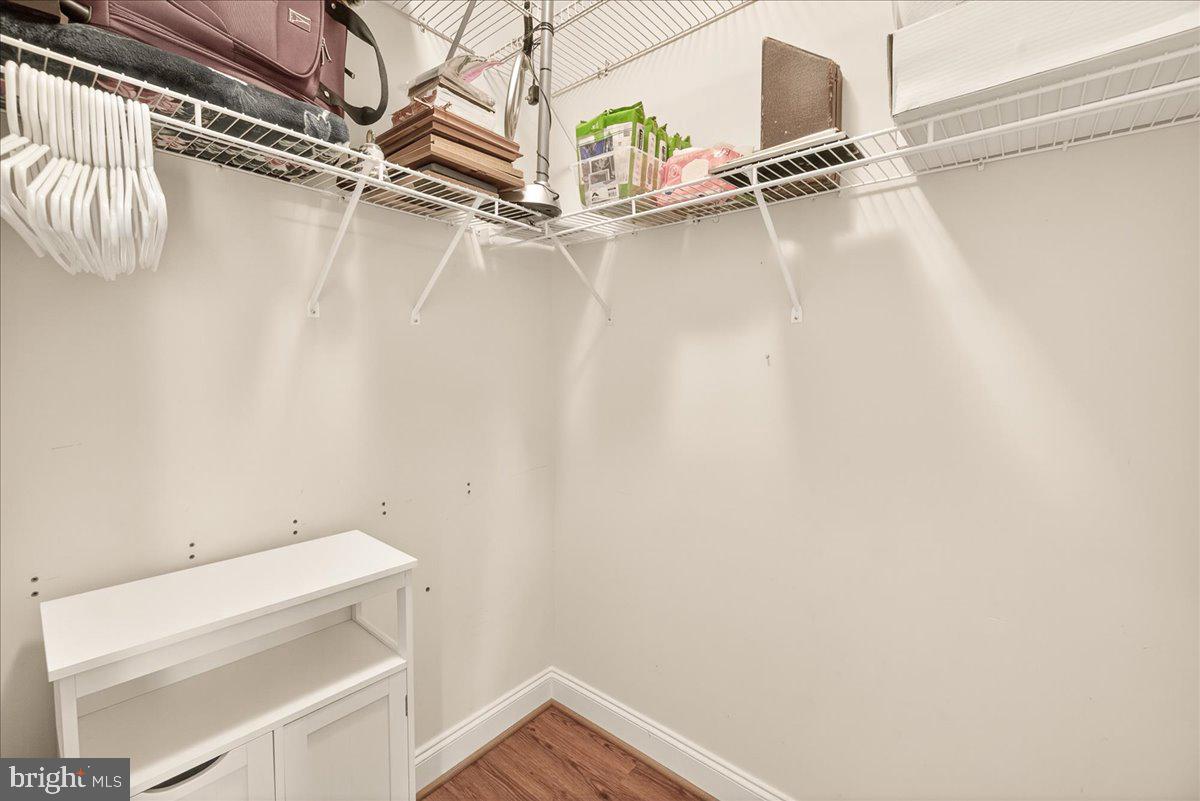 2500 Waterside Dr #103 Property Photo 19