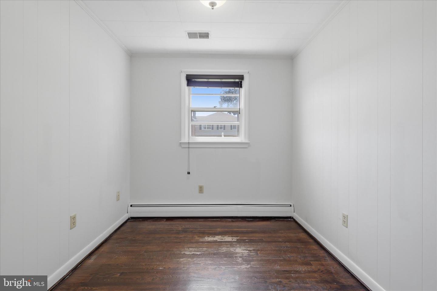17 E Thirteenth St Property Photo 12