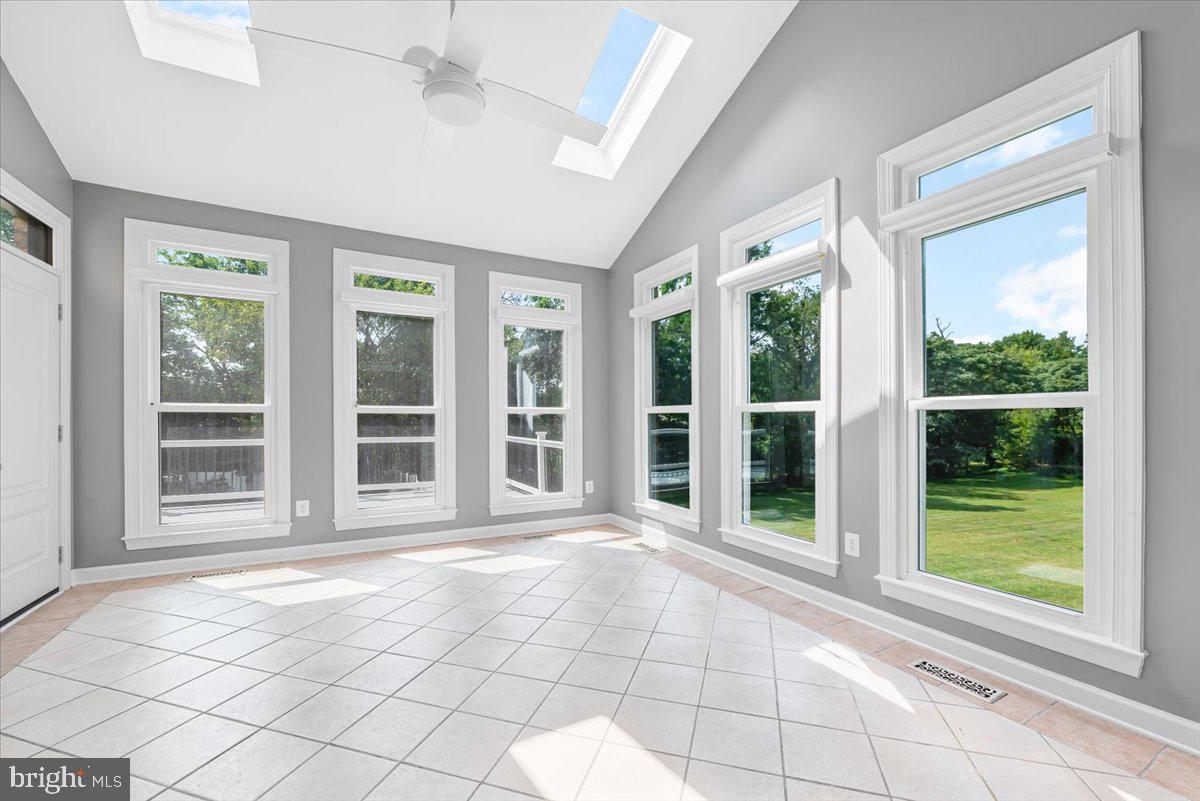 6603 Babak Dr Property Photo 17
