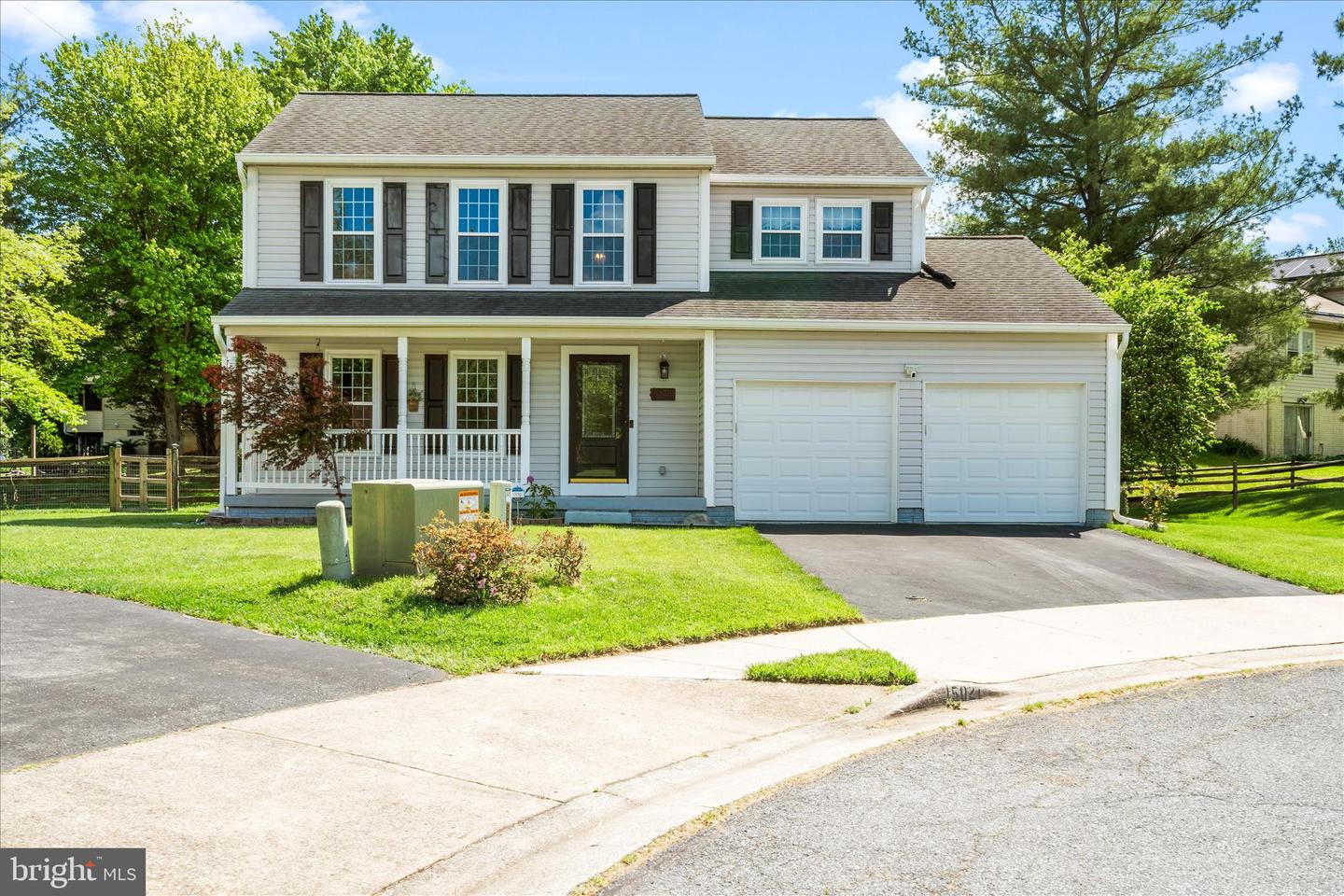 5021 Mallard Ln Property Photo 1