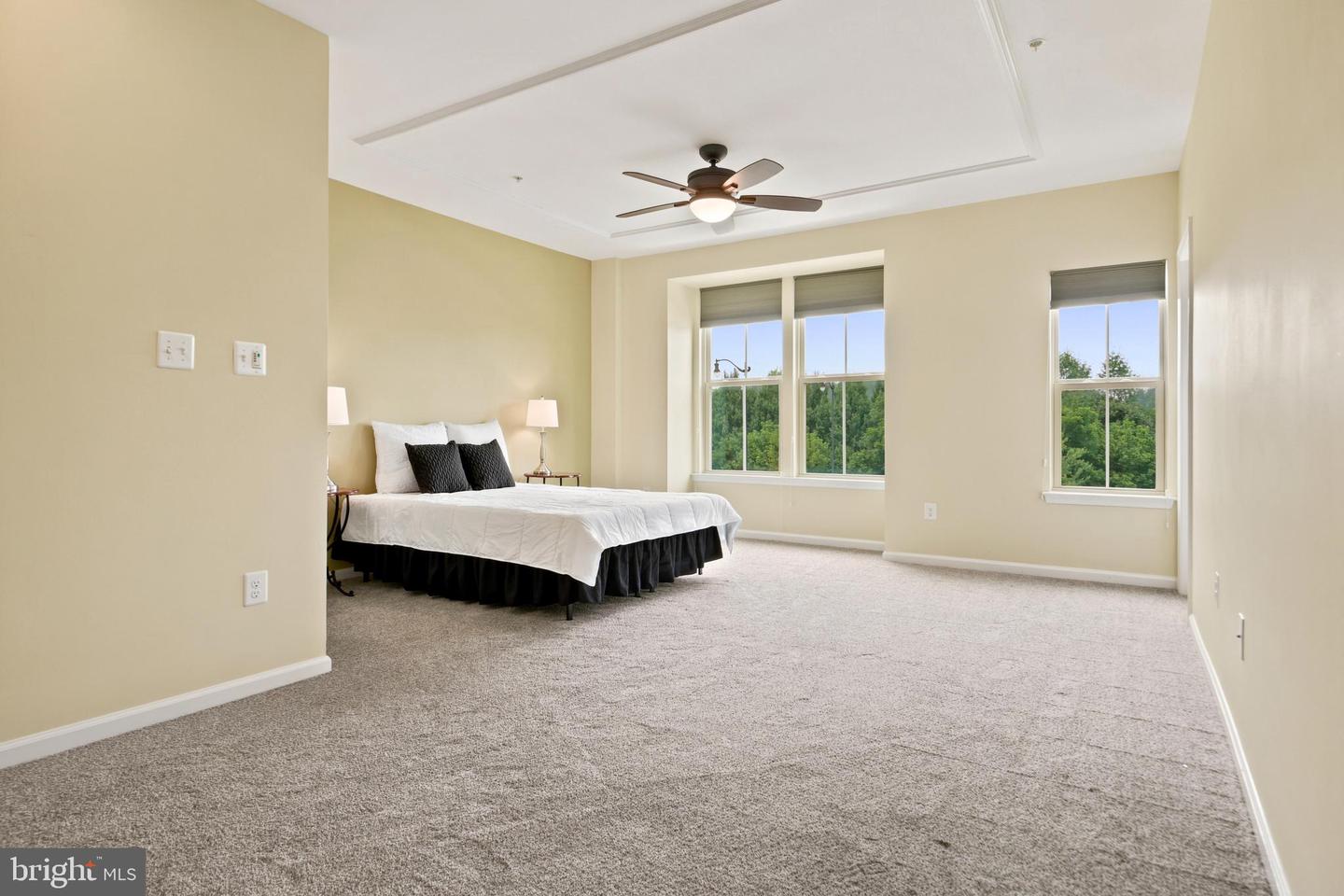 9200 Landon House Way Property Photo 11