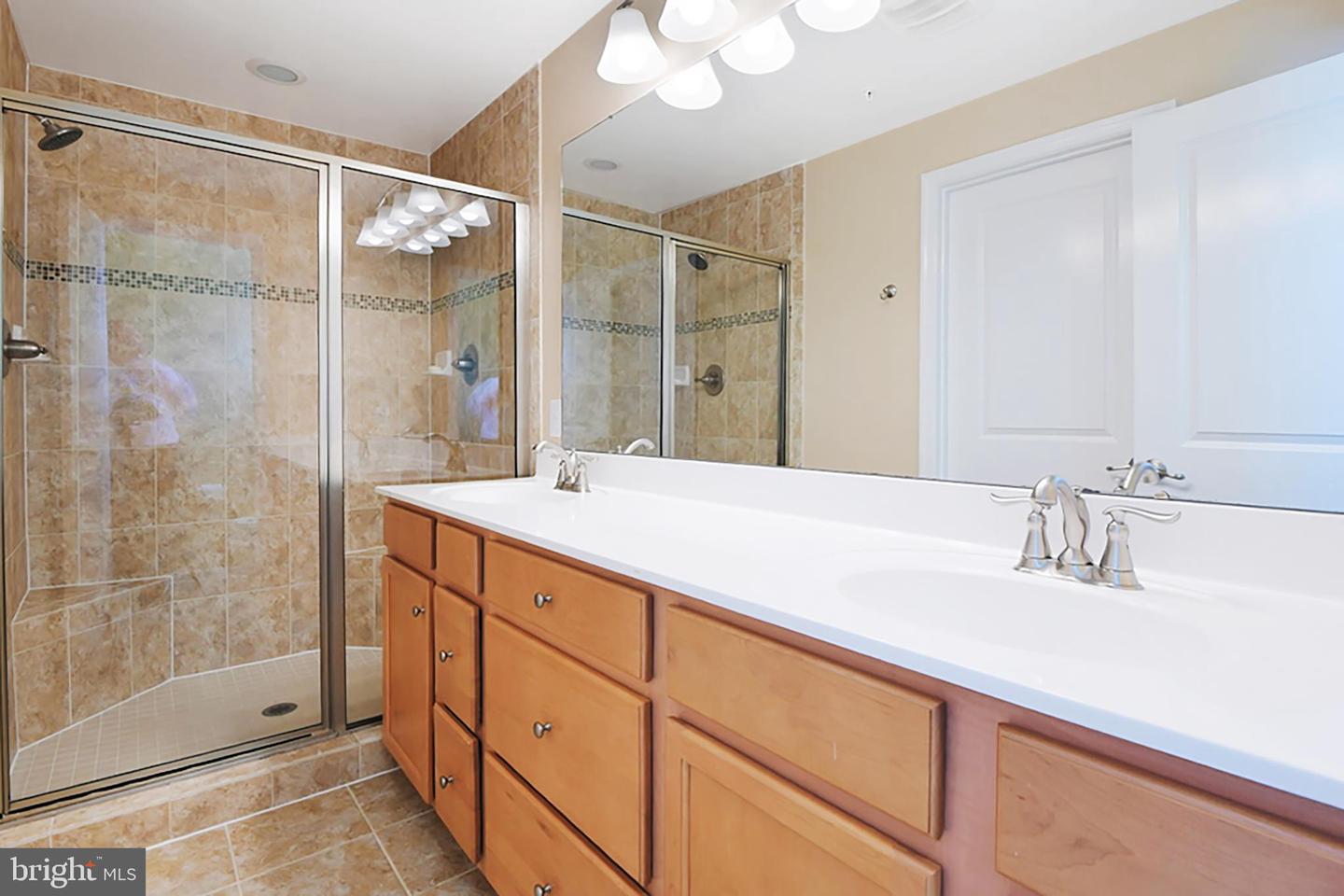 9200 Landon House Way Property Photo 12