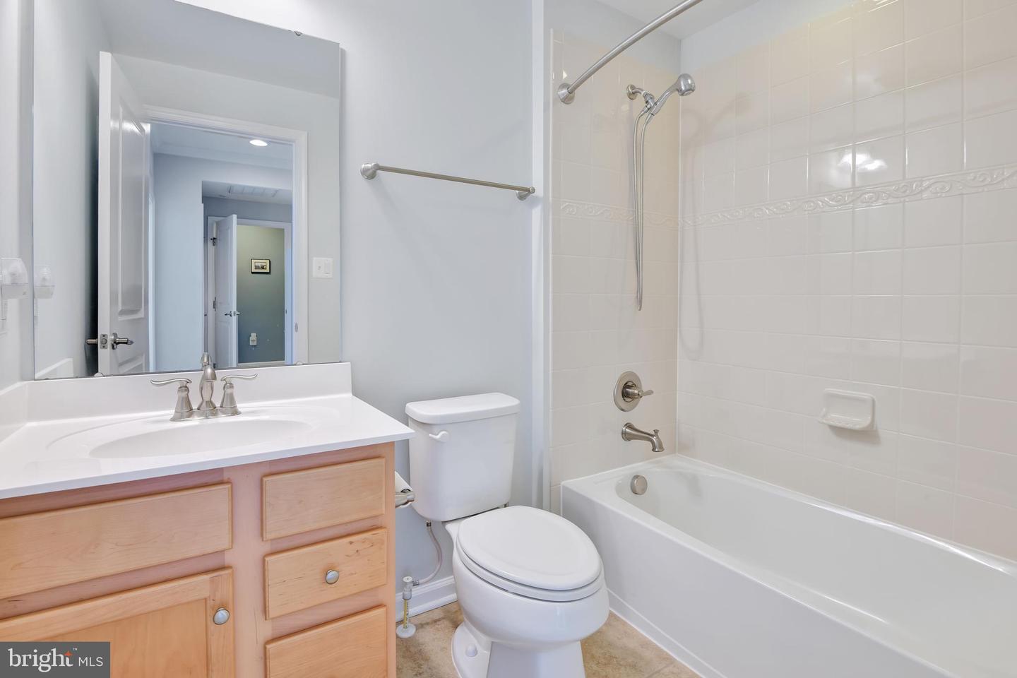 9200 Landon House Way Property Photo 14