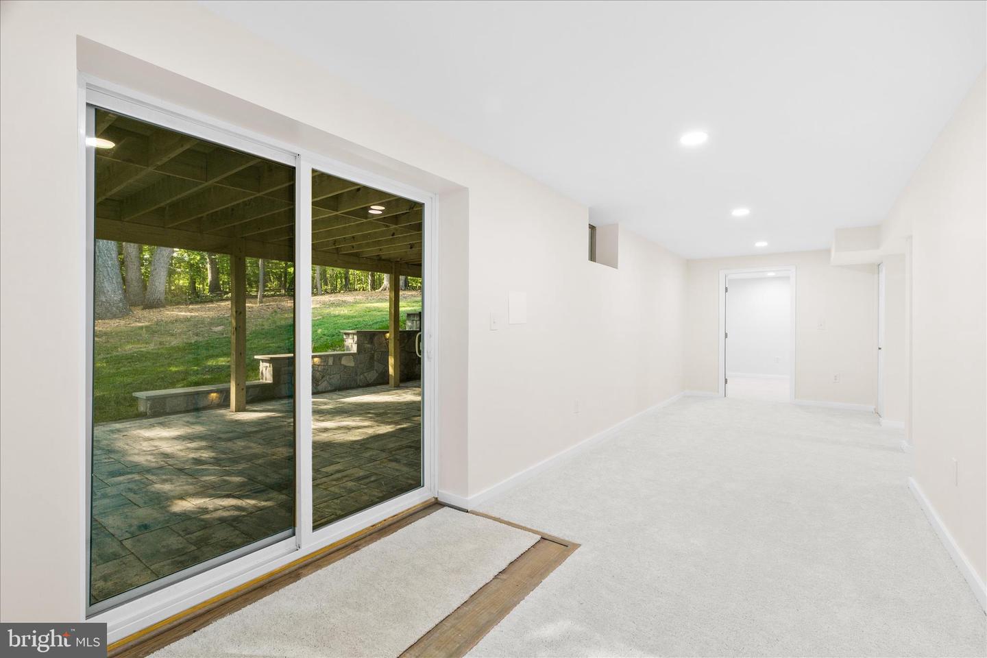 3908 Shakespeare Way Property Photo 28