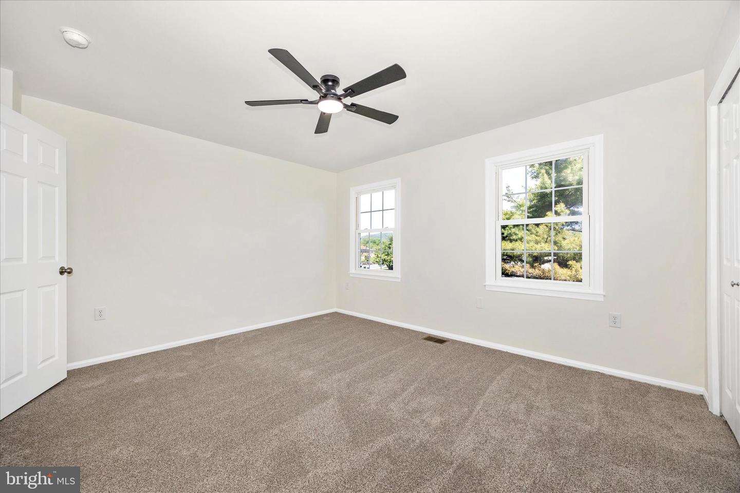 1242-b Danielle Dr #1242b Property Photo 31