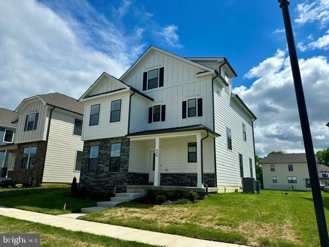 456 Hanson St Property Photo 2
